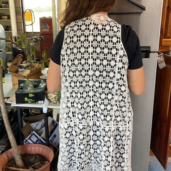 Crochet‎ lace cream long boho western vest shawl, women’s size Medium. Lace - Picture 2 of 11
